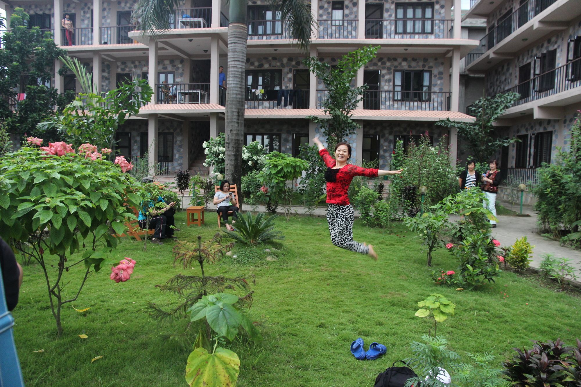 Jungle Sunset Camp Hotel Sauraha Bagian luar foto